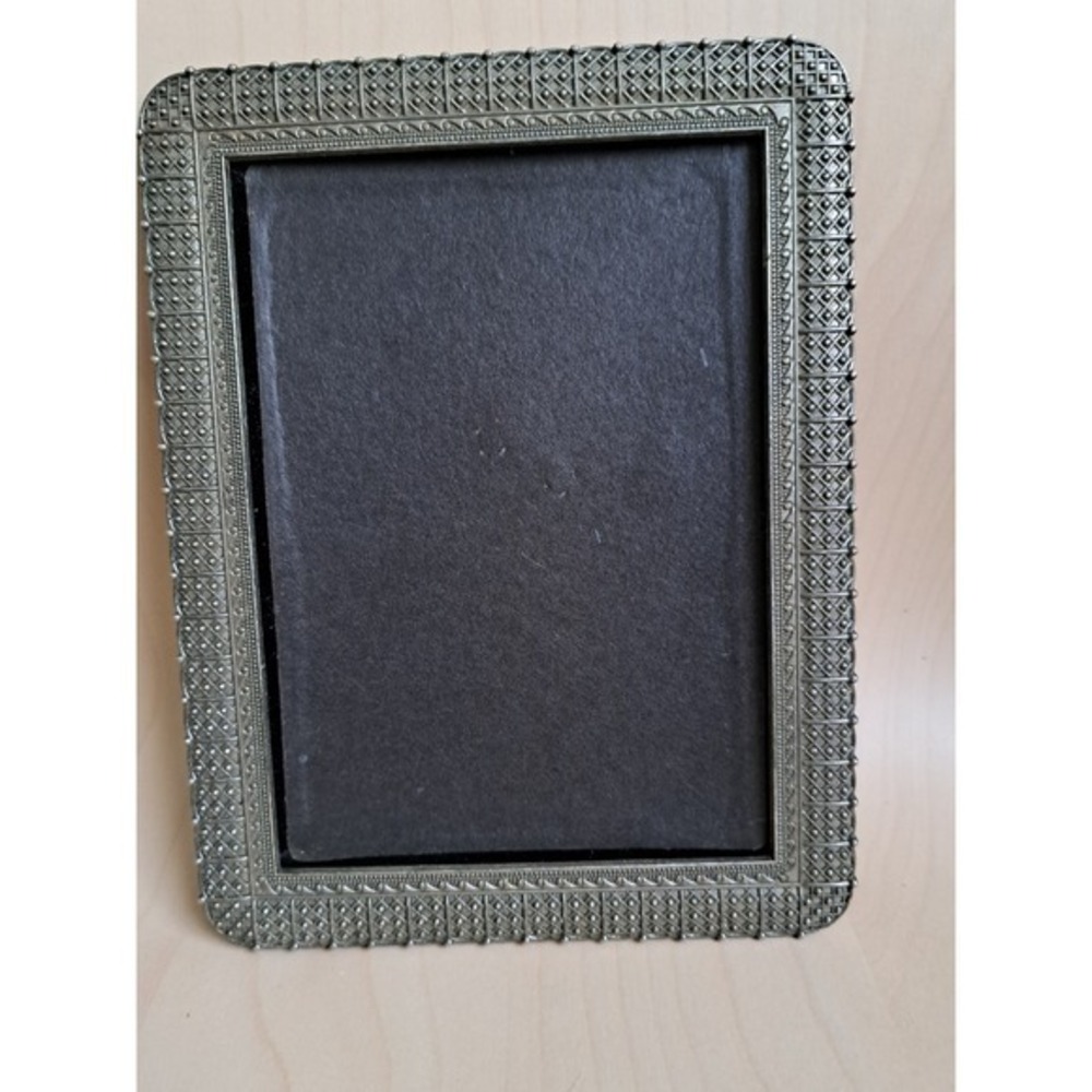 Vintage Ornate Metal Picture Frame Silver Tone Embossed Beaded Lattice Design
